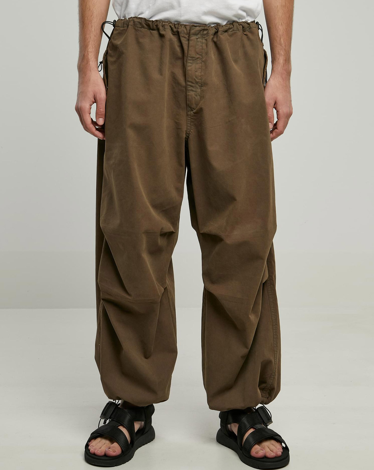 Olive Urban Classics Wide Cargobukser N - Urban Classics Jeans - 4065812500854