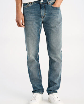 HEAVY WASH Tapered Fit Jeans - Junk De Luxe Jeans  - 5715789417837