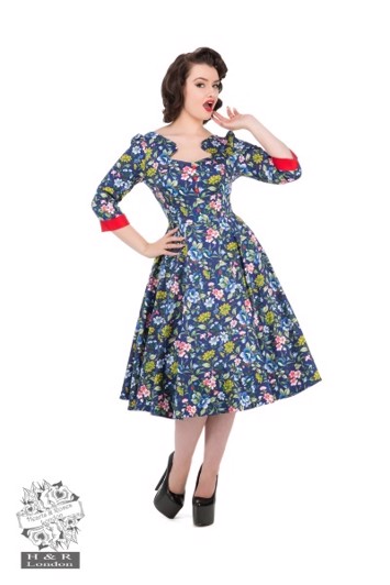 Miss Oxford Blue Ella Smuk Blomstret Swingkjole Smuk Blå Kjole Med Hav Smukke Blomster - Jeans