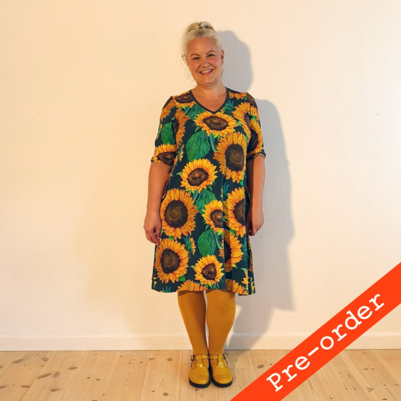 Grøn Tulla Kjole Green Sunflower - Amamiko Jeans