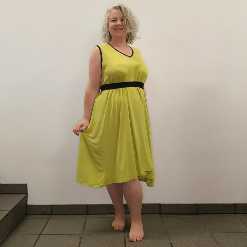 Gul Løs Plus Size Kjole Moon Soft Lime - Amamiko Jeans