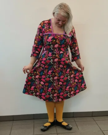Pink Plus Size Kjole Genkei Garden - Amamiko Jeans