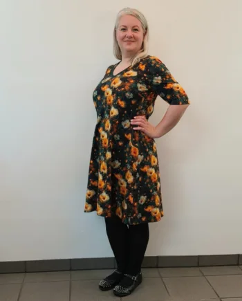 Grøn Plus Size Kjole Tulla Yellow Flower - Amamiko Jeans