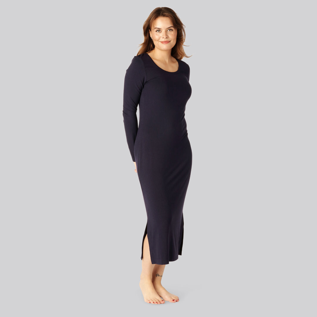 Navy Bambus Ribbet Langærmet Kjole Til Damer - Bambuni Jeans