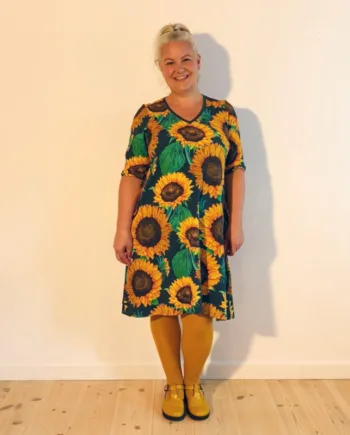 Grøn Tulla Kjole Green Sunflower - Amamiko Jeans