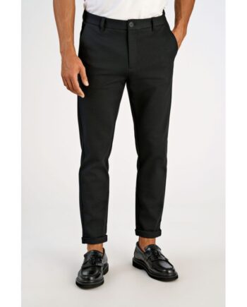 Sort Lindbergh Slim Fit Superflex Cropped Strikkede Performance Bukser Til Herre Model 01007a - Lindbergh Jeans  - 5714391387705